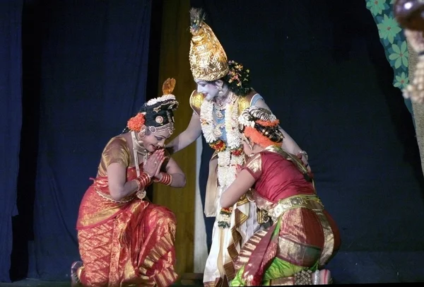 Dr.sobha naidu 克里希纳 parijatham 反观印度传统舞蹈表演 — 图库照片