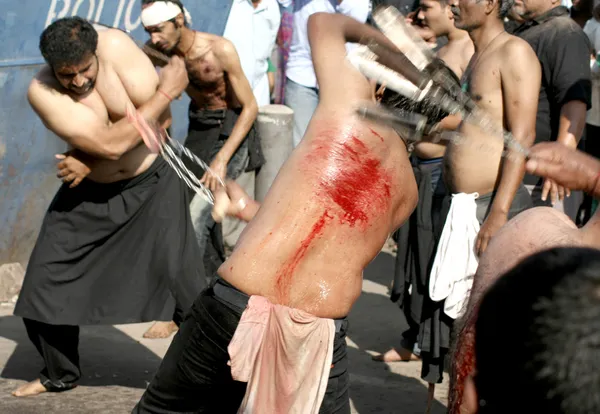 Procesión de Bibi Ka Alam Muharram — Foto de Stock