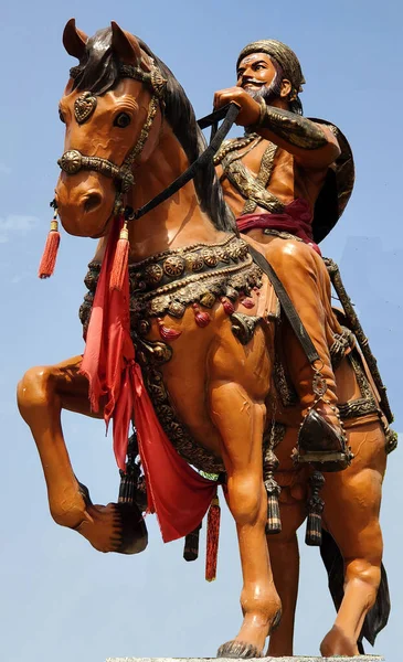 Statua Del Guerriero Indiano Maratha Maharashtra Shivaji Cavallo — Foto Stock