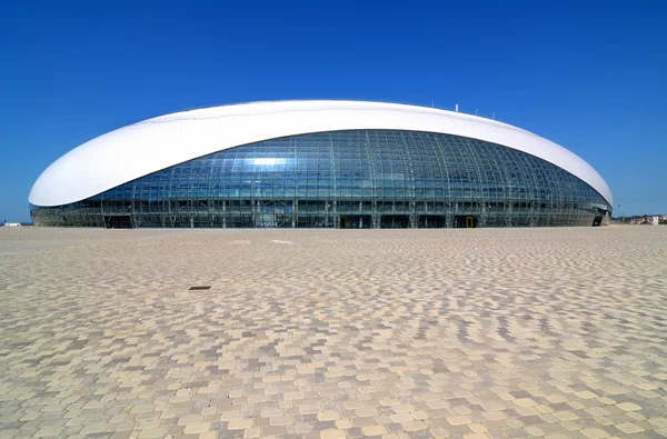 Строительство Большого ледового купола в Олимпийском парке Сочи — стоковое фото