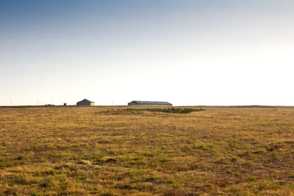 カザフスタンの草原を家します。 — ストック写真