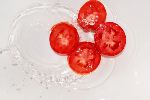 Alimentos na água — Fotografia de Stock