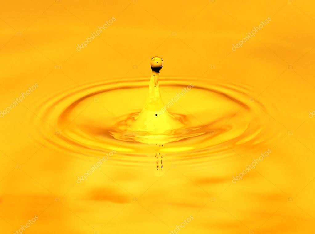 Реакция воды с золотом