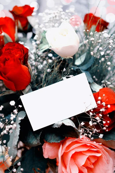 Vintage roses with blank card — Stock Photo, Image