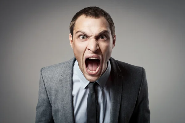 Homem de negócios irritado gritando — Fotografia de Stock