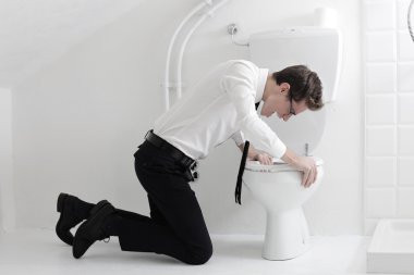 genç adam çığlık