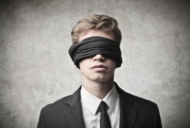 işadamı blindfolded