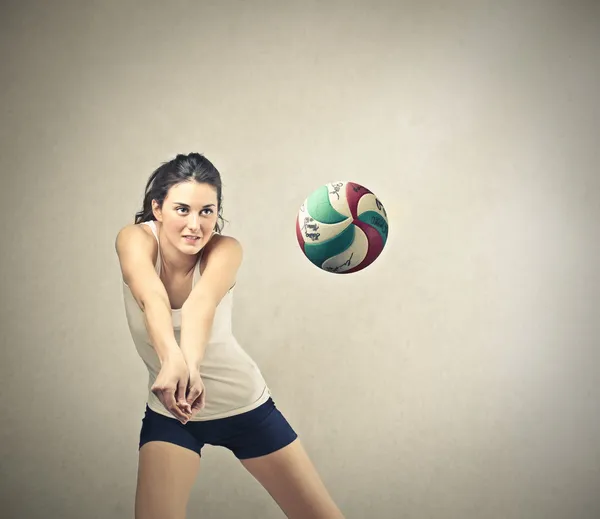 Mujer jugando — Foto de Stock