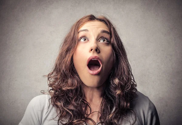 Amazed surprised woman — Stock Photo, Image