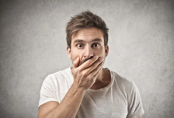 Hombre sorprendido —  Fotos de Stock