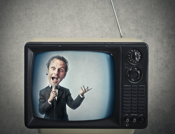 Говорит шоумен.
