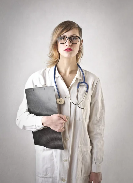 Dokter klaar om te werken — Stockfoto