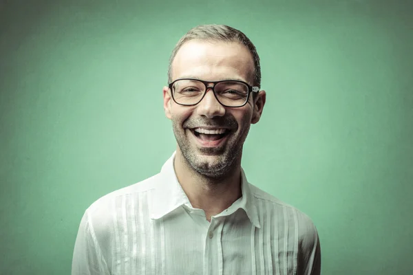 Hombre guapo riendo — Foto de Stock