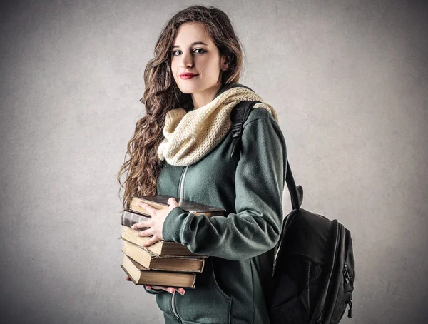 Étudiant allant à l'école — Photo