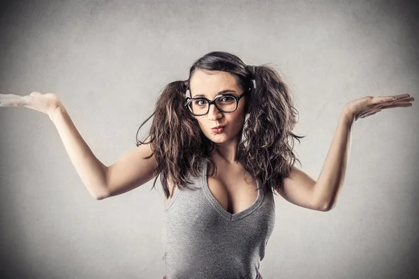 Young beautiful woman smiling — Stock Photo, Image