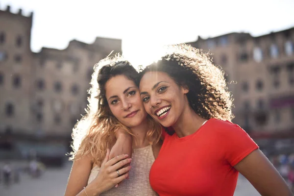 Portrait Two Young Women Street — Stock Photo, Image