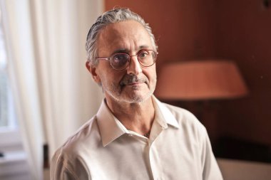 Memleketteki Yaşlı Adam Portresi