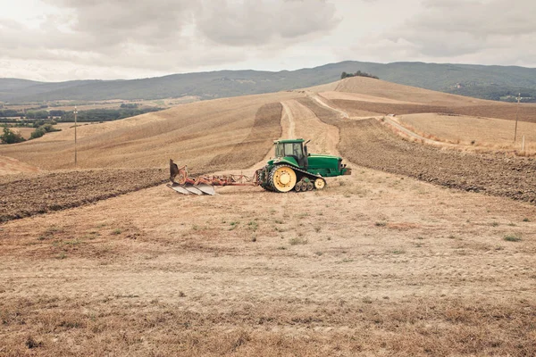 Traktor Auf Dem Lande Toskana Italien — Stockfoto