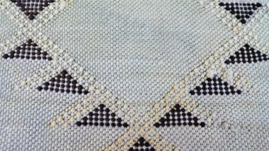 El yapımı, geleneksel, Fas kaktüs ipeği (Sabra ipeği) halı, nane yeşili halı. Makro yakın çekim soyut geometrik desenler.