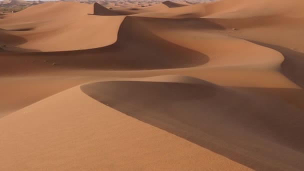 Větrné Písečné Duny Poušti Sahara Mhamid Erg Chigaga Maroko — Stock video