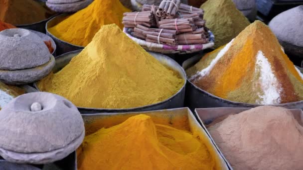 Colorful Spice Market Weekly Souk Rissani South Morocco Cinnamon Ginger — Stock Video