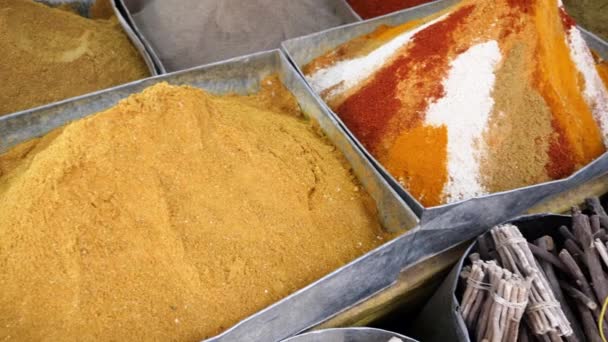 Piața Condimente Colorate Souk Săptămânal Râșani Marocul Sud Scorțișoară Ghimbir — Videoclip de stoc