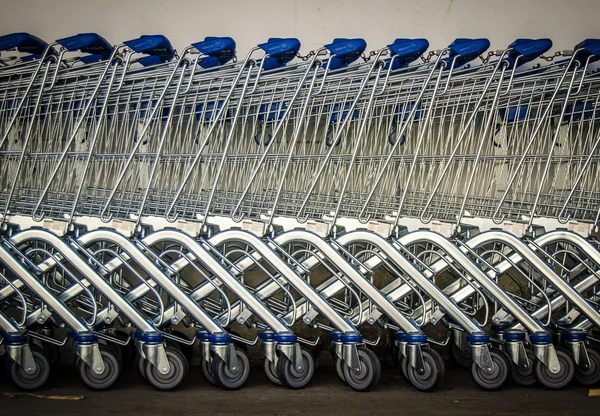 Row Of Shopping Trolleys — Stock Photo, Image