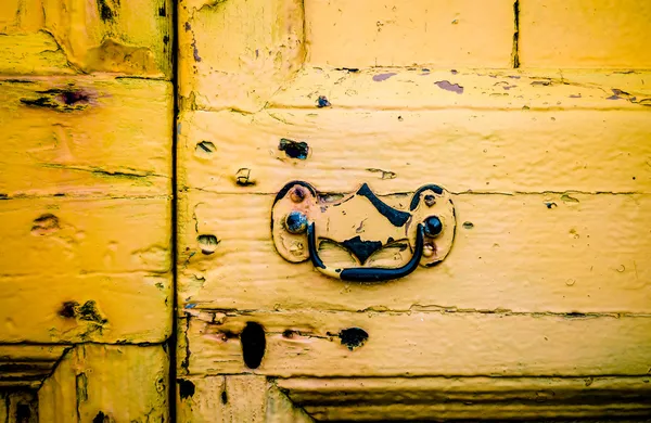 Rustic Yellow Front Door — Stock Photo, Image