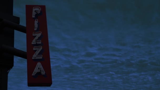 Blinkande Neon Pizza Tecken Skymningen Med Kopiera Utrymme — Stockvideo