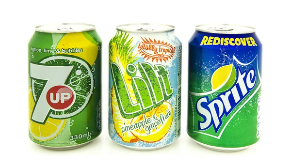 Drei Softdrink-Dosen — Stockfoto