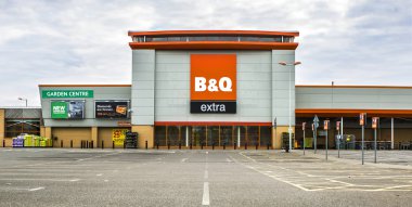 b & q swindon