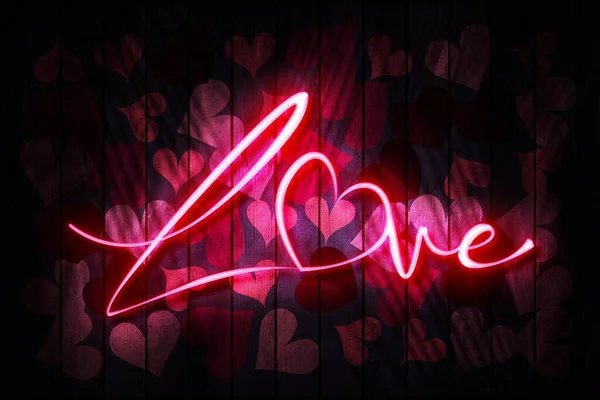 Love Neon Sign Auf Einer Dunklen Holzwand Mit Herzen — Stockfoto