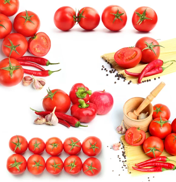 Pomodori, peperoni rossi, spaghetti e spezie collage — Foto Stock