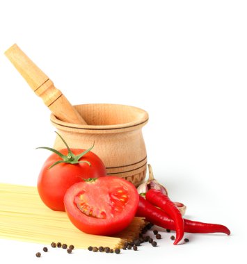 domates sause ve spagetti için malzemeler