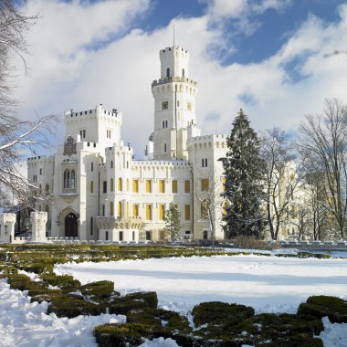 Hluboka Kalesi