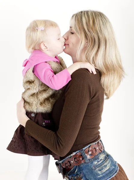 Portret van moeder met haar dochtertje — Stockfoto