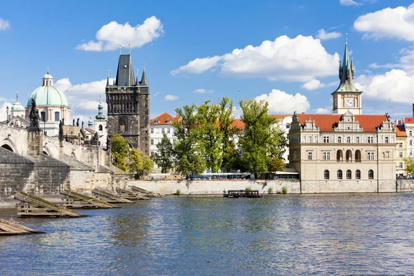 Charles Bridge, Praag, Tsjechië — Stockfoto