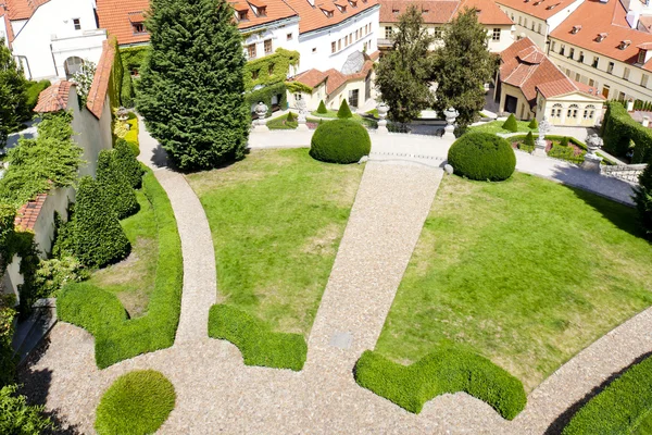 Vrtbovska trädgård, Prag, Tjeckisk republ — Stockfoto