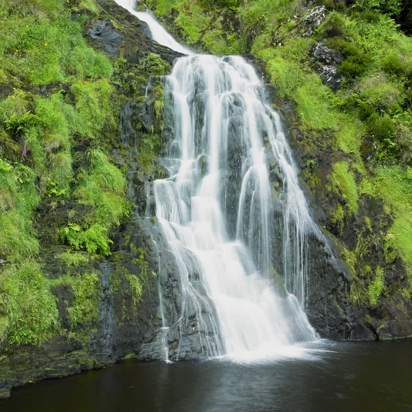 Assarancagh-vízesés, megyei donegal, Írország — Stock Fotó