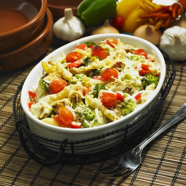 Prepared tagliatelle with vegetables and meat — Stock Photo, Image