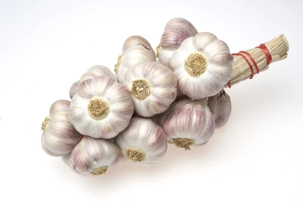 Fresh garlic isolated on white — Stock Photo, Image