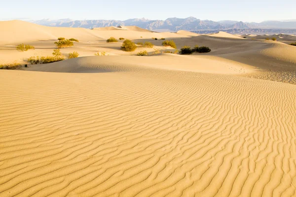 Stovepipe Wells dunas de arena, Parque Nacional Death Valley, California — Foto de Stock