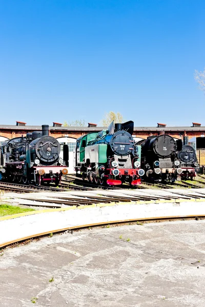 Locomotoras de vapor en el museo del ferrocarril, Jaworzyna Slaska, Silesia , —  Fotos de Stock