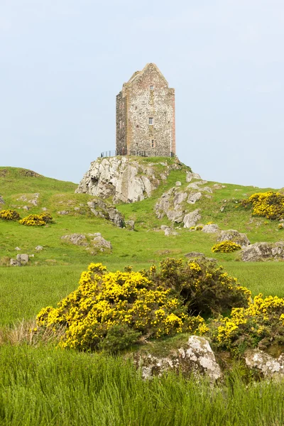 Smailholm Tower perto de Kelso, Scottish Borders, Escócia — Fotografia de Stock