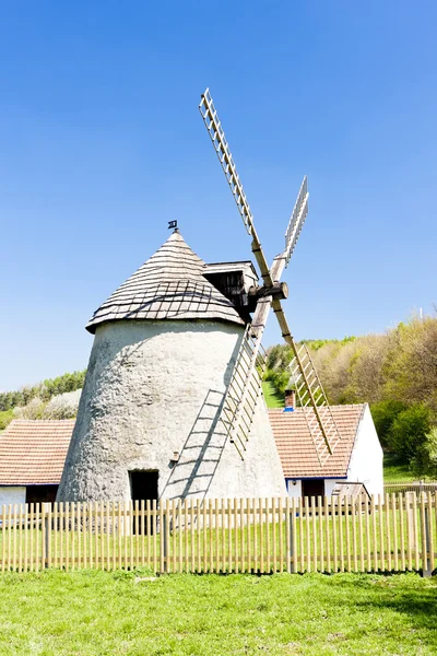 Väderkvarn, kuzelov, Tjeckien — Stockfoto