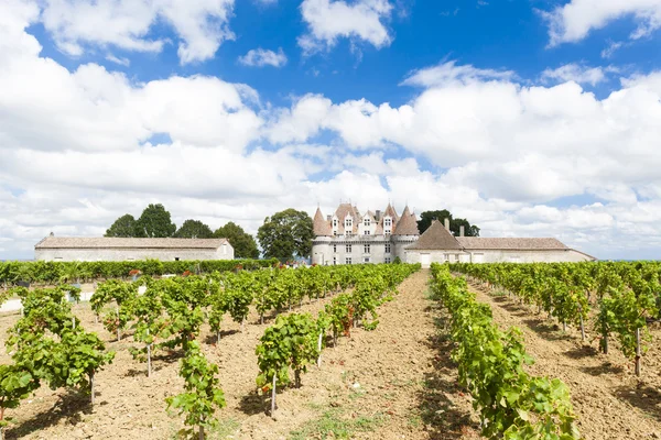 Monbazillac slott med vingård, aquitaine, Frankrike — Stockfoto