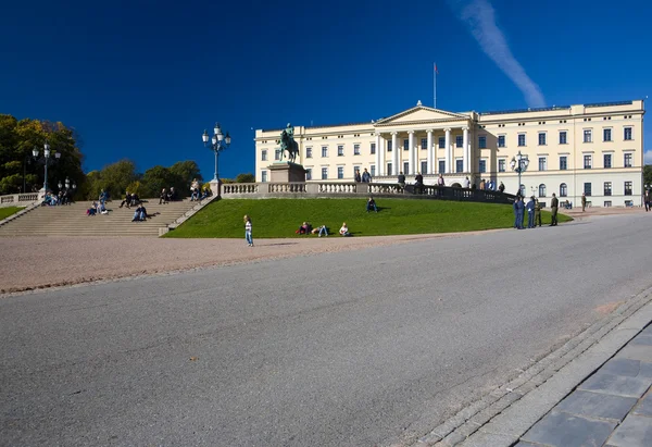 Slottet （皇家宫殿），奥斯陆挪威 — 图库照片