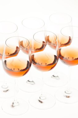 rose şarap şarap bardakları