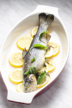 limon Fırında Alabalık