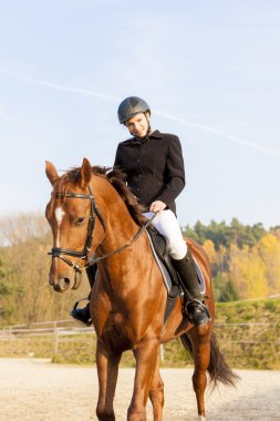 Binicilik at sırtında